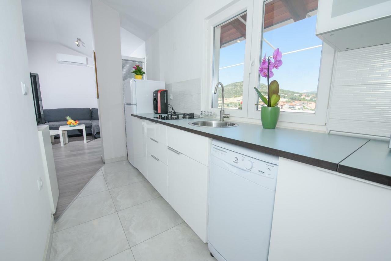 Beach Apartment Marina Kültér fotó