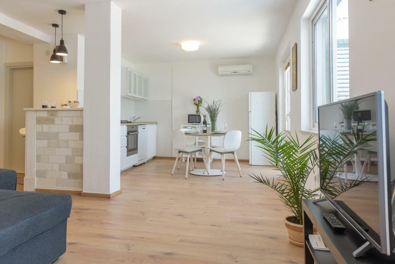 Beach Apartment Marina Kültér fotó
