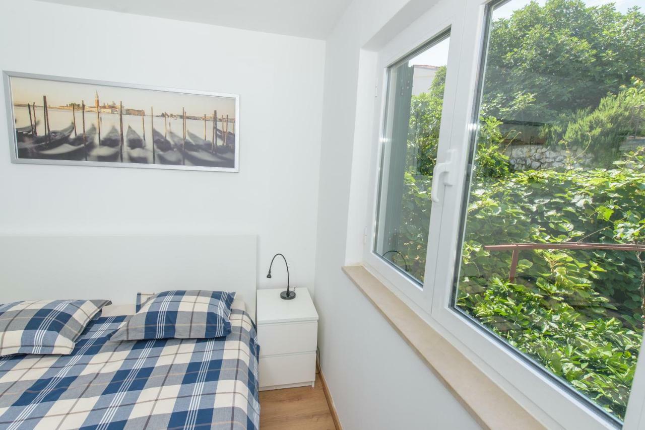 Beach Apartment Marina Kültér fotó